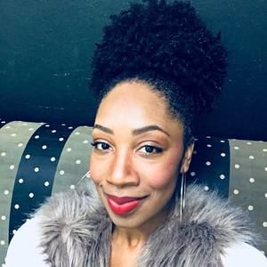 Meet your Posher, Alicia